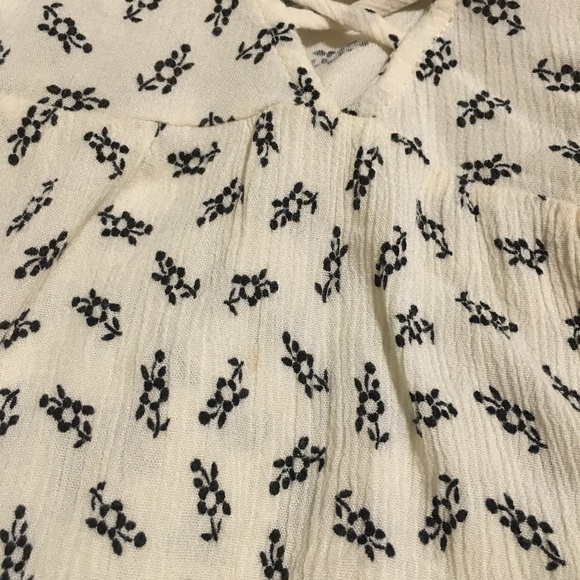 Patterned Blouse - Picture 2 of 2